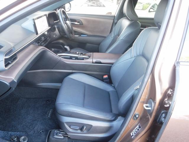 クラウンクロスオーバー Ｇアドバンスド・レザーパッケージ☆４ＷＤ☆　純正１２．３型ディスプレイオーディオ☆フルセグ☆パノラミックビューモニター☆ＥＴＣ２．０☆黒本革シート☆前席シートヒーター＆クーラー☆ステアリングヒーター☆デジタルインナーミラー☆ＨＵＤ☆置くだけ充電（70枚目）