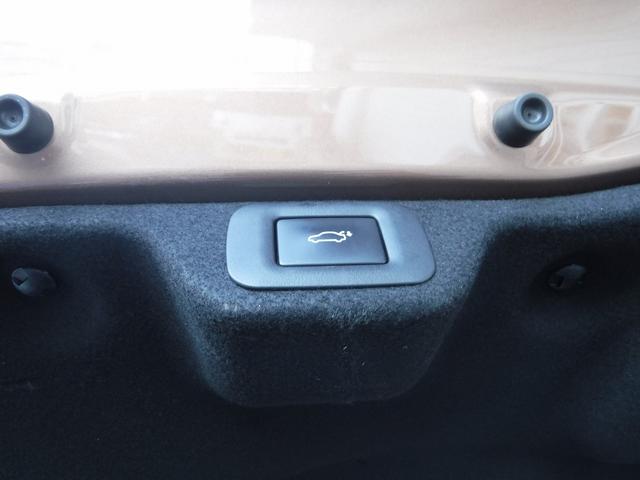 クラウンクロスオーバー Ｇアドバンスド・レザーパッケージ☆４ＷＤ☆　純正１２．３型ディスプレイオーディオ☆フルセグ☆パノラミックビューモニター☆ＥＴＣ２．０☆黒本革シート☆前席シートヒーター＆クーラー☆ステアリングヒーター☆デジタルインナーミラー☆ＨＵＤ☆置くだけ充電（77枚目）