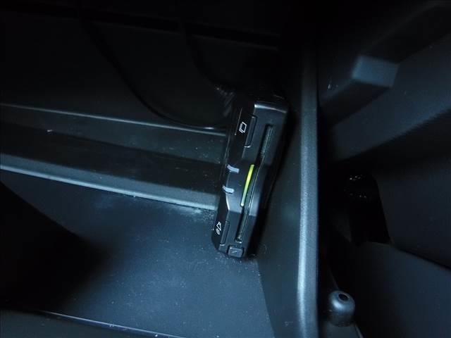 純正ナビ地デジＴＶ☆ＥＴＣ☆ドラレコ☆ハーフレザーシート☆前席シートヒーター☆ルーフレール☆ＨＩＤ☆オートライト☆ＬＥＤフォグ☆デュアルカメラブレーキサポート☆クルコン☆ＥＳＰ☆禁煙車★試乗予約承り中