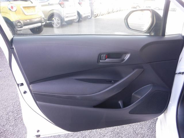 ４ＷＤ☆純正ナビ☆Ｂｌｕｅｔｏｏｔｈ☆Ｂモニター☆ビルトインＥＴＣ☆ＬＥＤヘッドライト☆ミラーウインカー☆トヨタセーフティセンス☆レーダークルーズ☆ＡＨＢ☆クリアランスソナー☆禁煙車★試乗予約承り中★