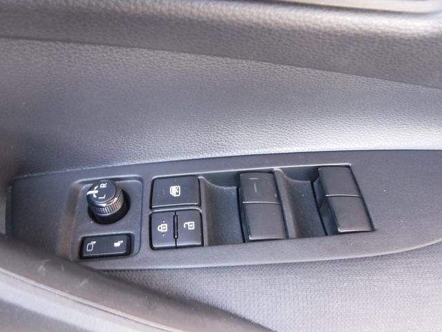 ４ＷＤ☆純正ナビ☆Ｂｌｕｅｔｏｏｔｈ☆Ｂモニター☆ビルトインＥＴＣ☆ＬＥＤヘッドライト☆ミラーウインカー☆トヨタセーフティセンス☆レーダークルーズ☆ＡＨＢ☆クリアランスソナー☆禁煙車★試乗予約承り中★