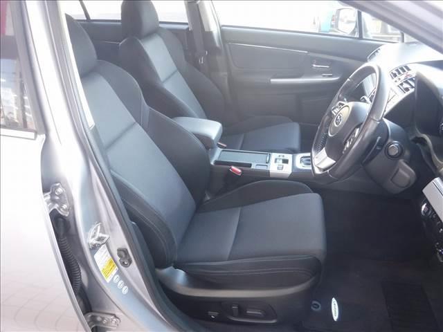 レヴォーグ １．６ＧＴ－Ｓアイサイト☆ワンオーナー☆純正ナビフルセグ☆　Ｂカメラ☆ＥＴＣ☆ＵＳＢ電源☆パドルシフト☆前席Ｐシート☆ＬＥＤヘッドライト☆ＬＥＤアクセサリーライナー☆フォグランプ☆ミラーウインカー☆アイサイトＶＥＲ３☆ＡＣＣ☆ＶＤＣ☆禁煙車★試乗予約承り中★（5枚目）