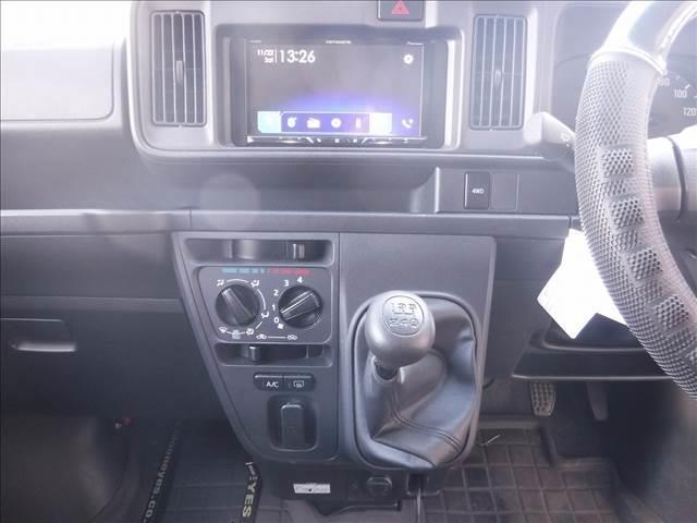 ハイゼットカーゴ クルーズターボ☆４ＷＤ☆ディスプレイオーディオ☆Ｂカメラ☆　ＥＴＣ☆ドラレコ☆リフトアップ☆ＬＥＤヘッドライト☆ＬＥＤフォグ☆ルーフラック☆リアラダー☆ルーフＬＥＤライトバー☆荷台ラック☆リアヒーター☆メッキドアハンドルガーニッシュ☆禁煙車★試乗予約承り中★（6枚目）