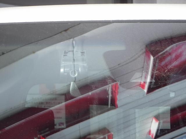 ４ＷＤ☆純正８型ナビフルセグＴＶ☆純正フリップダウンモニター☆アラウンドビューモニター☆ＥＴＣ☆ドラレコ☆両側パワスラ☆エマージェンシーブレーキ☆クルコン☆クリアランスソナー☆禁煙車★試乗予約承り中★