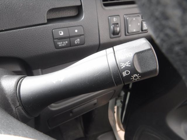 ４ＷＤ☆純正８型ナビフルセグＴＶ☆純正フリップダウンモニター☆アラウンドビューモニター☆ＥＴＣ☆ドラレコ☆両側パワスラ☆エマージェンシーブレーキ☆クルコン☆クリアランスソナー☆禁煙車★試乗予約承り中★