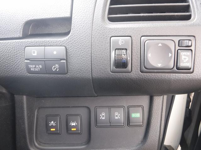 ４ＷＤ☆純正８型ナビフルセグＴＶ☆純正フリップダウンモニター☆アラウンドビューモニター☆ＥＴＣ☆ドラレコ☆両側パワスラ☆エマージェンシーブレーキ☆クルコン☆クリアランスソナー☆禁煙車★試乗予約承り中★