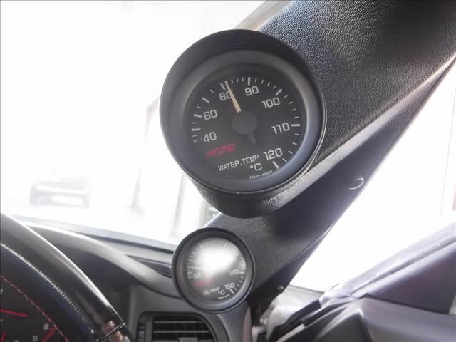 スカイライン ＧＴＳ２５ｔタイプＭ　スペックＩ　ニスモ３連追加メーター☆アペックスマフラー☆アペックスエアクリ☆純正フルエアロ☆リアスポイラー☆ＨＫＳターボタイマー☆フロントタワーバー☆リアストラットタワーバー☆純正１７ＡＷ☆ＲＢ２５ＤＥＴターボ☆（9枚目）