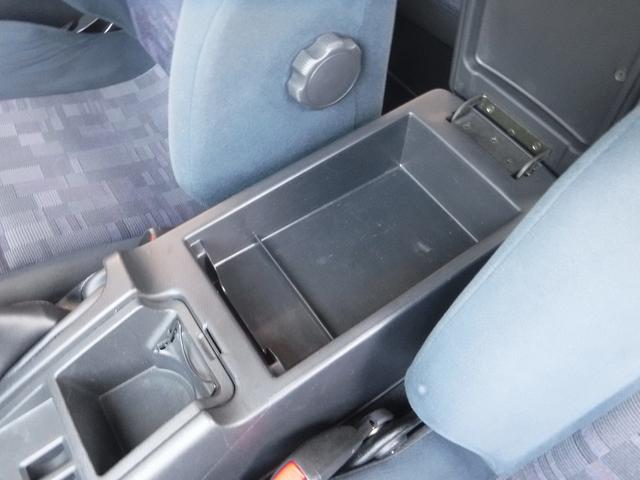 スカイライン ＧＴＳ２５ｔタイプＭ　スペックＩ　ニスモ３連追加メーター☆アペックスマフラー☆アペックスエアクリ☆純正フルエアロ☆リアスポイラー☆ＨＫＳターボタイマー☆フロントタワーバー☆リアストラットタワーバー☆純正１７ＡＷ☆ＲＢ２５ＤＥＴターボ☆（64枚目）