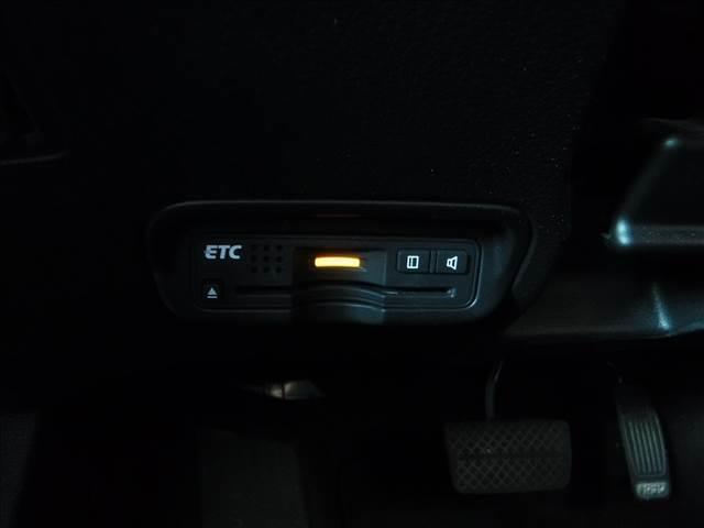 ヴェゼル ハイブリッドＸ・Ｌパッケージ☆４ＷＤ☆メーカーナビ☆ＴＶ☆　バックモニター☆あんしんパッケージ☆ＣＴＢＡ☆クルコン☆ビルトインＥＴＣ☆ルーフレール☆ＬＥＤヘッドライト☆フォグランプ☆オートライト☆ハーフレザーシート☆前席シートヒーター☆禁煙車★試乗予約承り中★（9枚目）