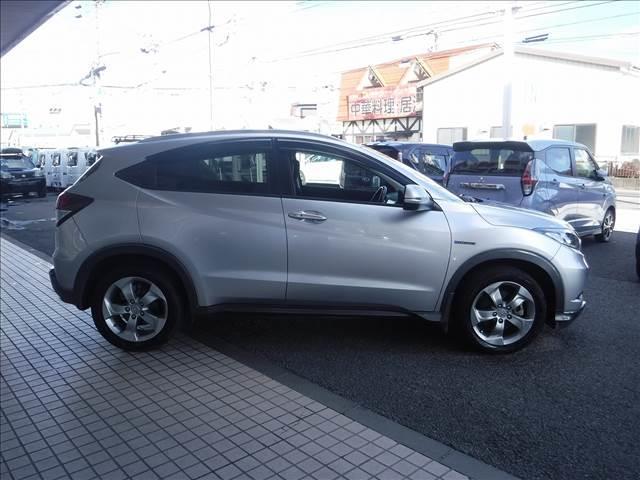 ヴェゼル ハイブリッドＸ・Ｌパッケージ☆４ＷＤ☆メーカーナビ☆ＴＶ☆　バックモニター☆あんしんパッケージ☆ＣＴＢＡ☆クルコン☆ビルトインＥＴＣ☆ルーフレール☆ＬＥＤヘッドライト☆フォグランプ☆オートライト☆ハーフレザーシート☆前席シートヒーター☆禁煙車★試乗予約承り中★（13枚目）