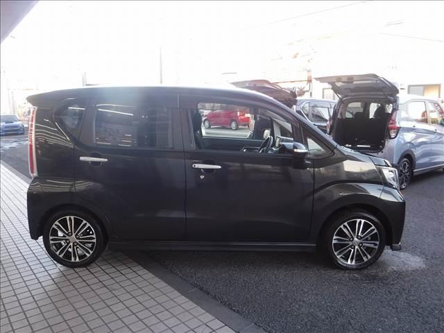 ムーヴ カスタムＲＳ　ＳＡＩＩ☆４ＷＤ☆ターボ☆純正メモリーナビ☆　フルセグＴＶ☆Ｂｌｕｅｔｏｏｔｈ☆Ｂモニター☆スマートアシスト２☆ドラレコ☆ＥＴＣ☆ＬＥＤヘッドライト☆ＬＥＤフォグ☆オートライト☆エコアイドル☆スマートキー☆プッシュスタート☆禁煙車★試乗予約承り中（13枚目）