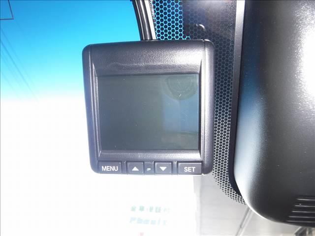 レジェンド ハイブリッド　ＥＸ☆ワンオーナー☆メーカーナビフルセグＴＶ☆　ＫＲＥＬＬサウンド☆マルチビューモニター☆ＥＴＣ☆ドラレコ☆サンルーフ☆黒本革シート☆ウッドコンビハン☆ＨＵＤ☆パワートランク☆ＬＥＤヘッドライト☆ホンダセンシング☆ＡＣＣ☆クリアランスソナー☆禁煙車（8枚目）