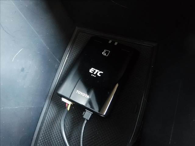 ハイラックス Ｘ☆４ＷＤ☆カロッツェリアナビフルセグＴＶ☆Ｂモニター☆　Ｆ＆Ｓモニター☆ＥＴＣ☆ドラレコ☆トノカバー☆純正ベットライナー☆オーバーフェンダー☆オートライト☆ＬＥＤグリルライト☆ミラーウインカー☆アイドリングストップ☆キーレス☆ＶＳＣ★試乗予約承り中★（10枚目）