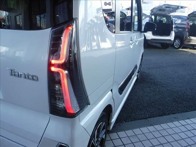 タント カスタムXスタイルセレクション☆ストラーダナビフルセグTV☆ パノラマモニター☆両側パワスラ☆ハーフレザーシート☆前席シートヒーター☆USB電源☆LEDヘッドライト☆LEDフォグ☆コーナーセンサー☆スマートアシスト☆アイドリングストップ☆禁煙車★試乗予約承り中(16枚目)