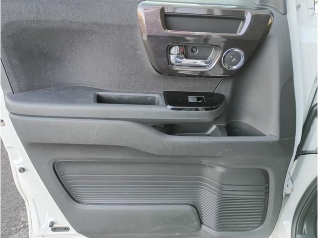 �S�v�c���^�[�{�������W�^�i�r�t���Z�O���a���j�^�[���r���g�C���d�s�b���h�����R���t�r�a�d�����O�ȃV�[�g�q�[�^�[�������p���X�����k�d�c�w�b�h���C�g���k�d�c�t�H�O���~���[�E�C���J�[���։��ԁ�����\�񏳂蒆��