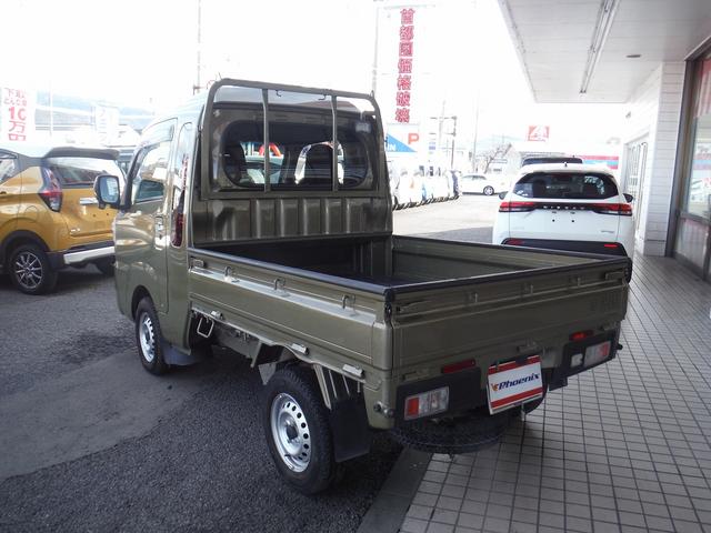 ハイゼットトラック ジャンボエクストラ☆4WD☆純正ナビ☆フルセグTV☆ Bluetooth☆ETC☆USB電源☆LEDヘッドライト☆LEDフォグ☆オーバーヘッドシェルフ☆クリアランスソナー☆スマートアシストIIIt☆作業灯☆スマートキー☆荷台マット★試乗予約承り中★(32枚目)