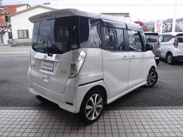 ４ＷＤ☆ターボ☆純正ＳＤナビ☆フルセグＴＶ☆Ｂｌｕｅｔｏｏｔｈ☆アラウンドビューモニター☆エマージェンシーブレーキ☆両側パワスラ☆前後ドラレコ☆ＥＴＣ☆シートヒーター☆ＨＩＤヘッドライト☆インテリキー