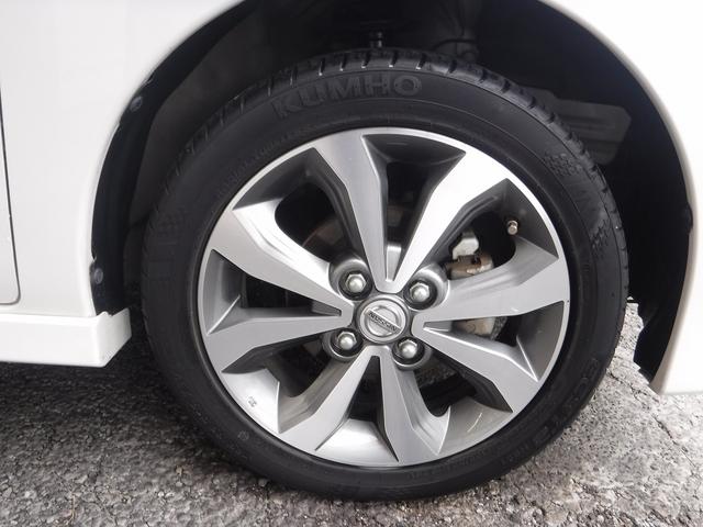 ４ＷＤ☆ターボ☆純正ＳＤナビ☆フルセグＴＶ☆Ｂｌｕｅｔｏｏｔｈ☆アラウンドビューモニター☆エマージェンシーブレーキ☆両側パワスラ☆前後ドラレコ☆ＥＴＣ☆シートヒーター☆ＨＩＤヘッドライト☆インテリキー