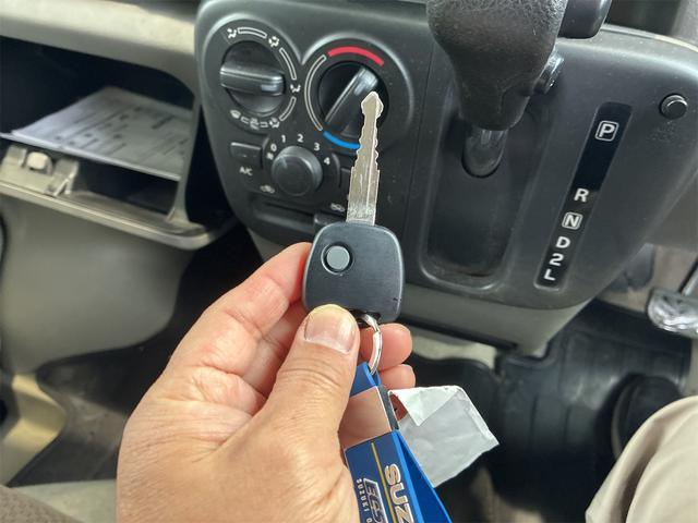 エブリイ ジョイン　４ＷＤ　走行１１，２９１キロ　１オーナー　ＳＤナビフルセグＴＶ　バックカメラ　Ｂｌｕｅｔｏｏｔｈ対応　ＤＶＤ再生可　インパネ４速オートマ（11枚目）