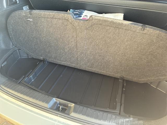 �g�����N���̎��[�X�y�[�X