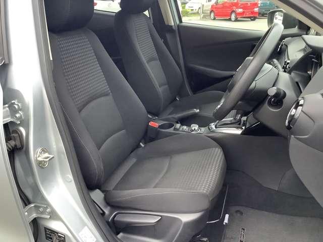 デミオ １．３　１３Ｓ　４ＷＤ　ナビ　３６０度ビューモニター　スマートインＥ（15枚目）