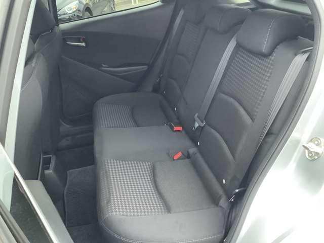 デミオ １．３　１３Ｓ　４ＷＤ　ナビ　３６０度ビューモニター　スマートインＥ（20枚目）