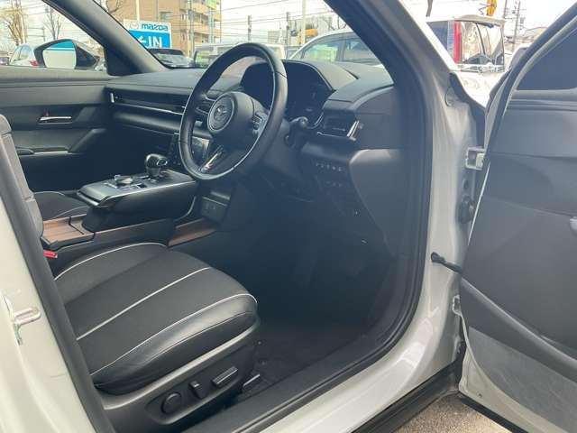 �㎿�ȃC���e���A