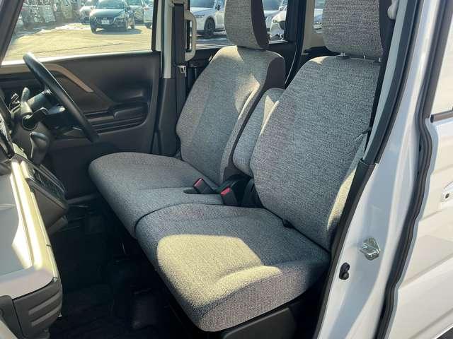 フレアワゴンカスタムスタイル ６６０　カスタムスタイル　ＸＳ　４ＷＤ　両側電動スライドア　当社使用車（14枚目）