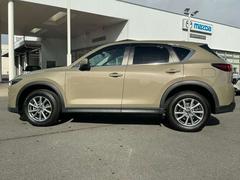 ���ݡ��ƥ������ꡢ�ǥ����󤬿͵��Ǥ� 3