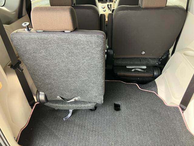 シエンタ Ｇ　４ＷＤ　ワンオーナー　両側パワースライドドア　地デジナビ　Ｂｌｕｅｔｏｏｔｈオーディオ　バックカメラ　ＥＴＣ　シートヒーター　スマートキー　プッシュスタートエンジン（12枚目）