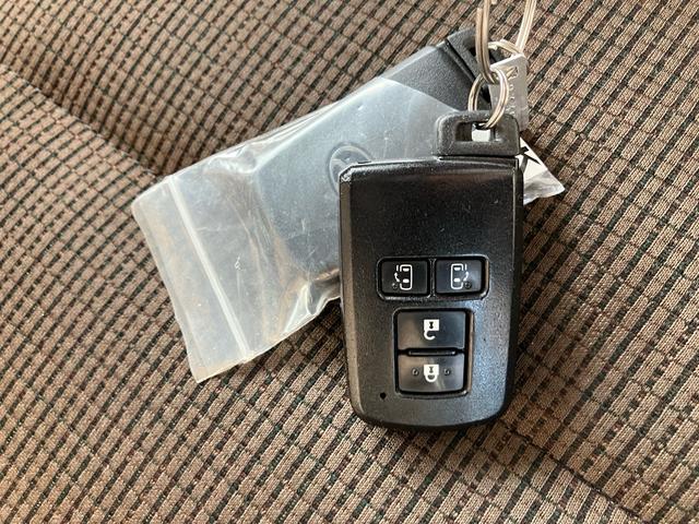 シエンタ Ｇ　４ＷＤ　ワンオーナー　両側パワースライドドア　地デジナビ　Ｂｌｕｅｔｏｏｔｈオーディオ　バックカメラ　ＥＴＣ　シートヒーター　スマートキー　プッシュスタートエンジン（15枚目）