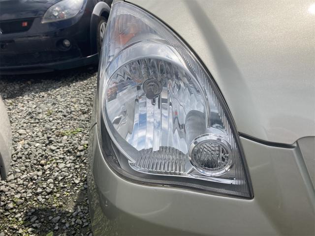 ミラ L キーレスエントリー 5速マニュアル車 車検令和6年11月まで 寒冷地仕様 盗難防止システム 衝突安全ボディ 運転席・助手席エアバッグ CD 基本装備付き(3枚目)