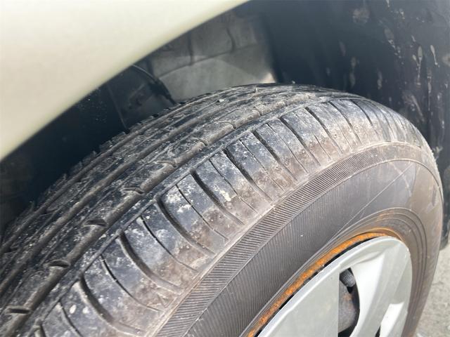 ミラ L キーレスエントリー 5速マニュアル車 車検令和6年11月まで 寒冷地仕様 盗難防止システム 衝突安全ボディ 運転席・助手席エアバッグ CD 基本装備付き(9枚目)