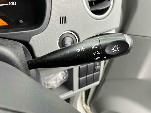 ワゴンR FXリミテッド 長野市千曲市販売限定 車検R8年8月 純正フルエアロ スマートキー 電動格納ミラー AT 盗難防止システム ABS CD アルミホイール 衝突安全ボディ エアコン パワーステアリング(7枚目)