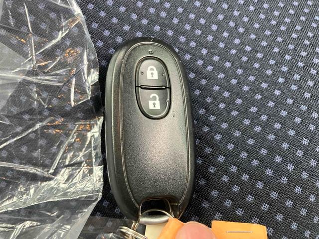 ワゴンR FXリミテッド 長野市千曲市販売限定 車検R8年8月 純正フルエアロ スマートキー 電動格納ミラー AT 盗難防止システム ABS CD アルミホイール 衝突安全ボディ エアコン パワーステアリング(9枚目)