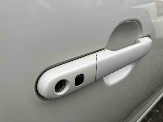 ワゴンR FXリミテッド 長野市千曲市販売限定 車検R8年8月 純正フルエアロ スマートキー 電動格納ミラー AT 盗難防止システム ABS CD アルミホイール 衝突安全ボディ エアコン パワーステアリング(27枚目)