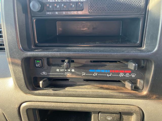 ハイゼットカーゴ DX 4WD 5速マニュアル ワンオーナー 両側スライドドア キーレス エアコン パワーウィンドウ ライトレベライザー FM/AMラジオ 新品クラッチ交換 タイミングチェーン(33枚目)