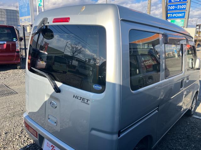 ハイゼットカーゴ クルーズターボ 4WD インパネオートマ 両側スライドドア キーレス CDオーディオ ライトレベライザー エアコン パワーウィンドウ シガーライター 電動格納ドアミラー(8枚目)