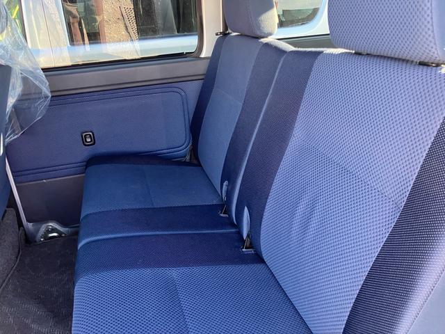 ハイゼットカーゴ クルーズターボ 4WD インパネオートマ 両側スライドドア キーレス CDオーディオ ライトレベライザー エアコン パワーウィンドウ シガーライター 電動格納ドアミラー(14枚目)