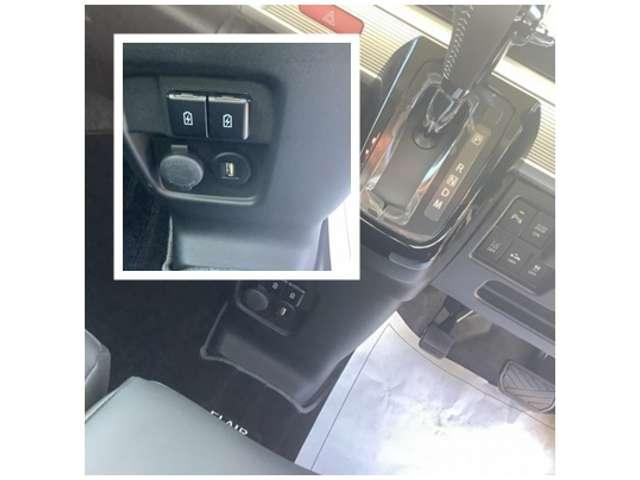 フレアワゴンカスタムスタイル ６６０　カスタムスタイル　ハイブリッド　ＸＴ　１オーナー　Ｅスターター　ナビＴＶ　全方位（9枚目）