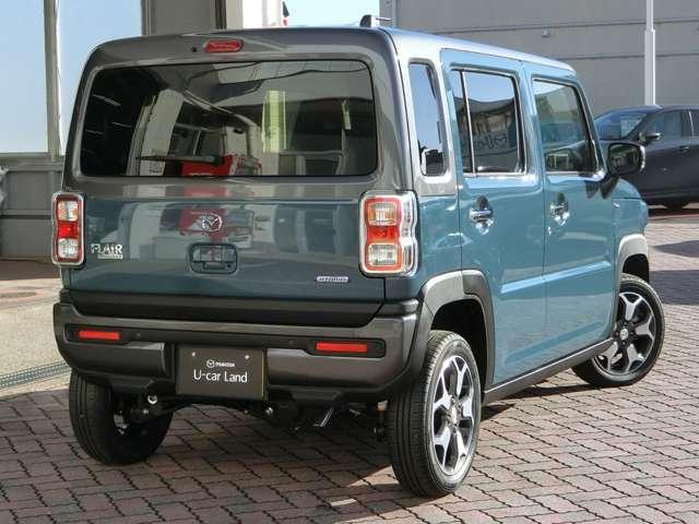 純正アルミホイールや追従クルーズが搭載されたお買い得モデルです☆彡