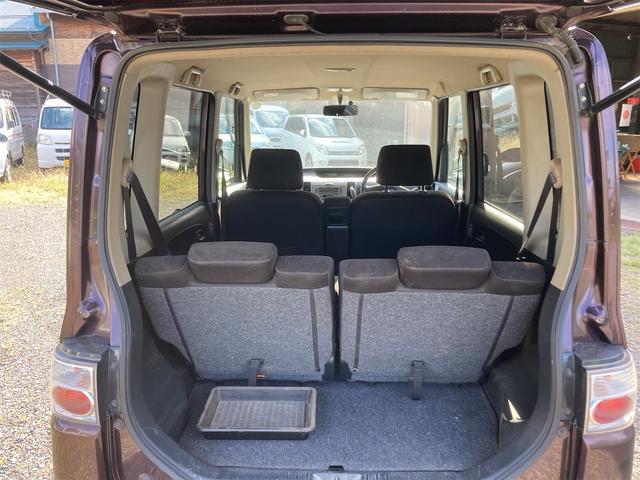 タント カスタムＸ　４ＷＤ　キーレスエントリー　ＨＩＤランプ　運転席・助手席エアバッグ　ＡＢＳ　ＣＤ　ＭＤ　エアコン　パワーステアリング　パワーウインドウ（19枚目）