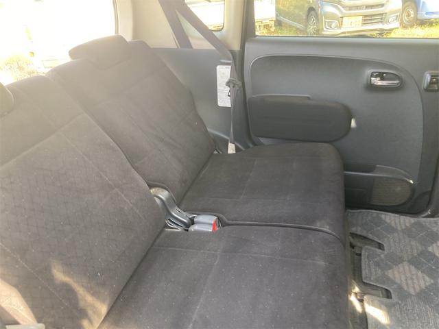 タント カスタムＸ　４ＷＤ　キーレスエントリー　ＨＩＤランプ　運転席・助手席エアバッグ　ＡＢＳ　ＣＤ　ＭＤ　エアコン　パワーステアリング　パワーウインドウ（22枚目）