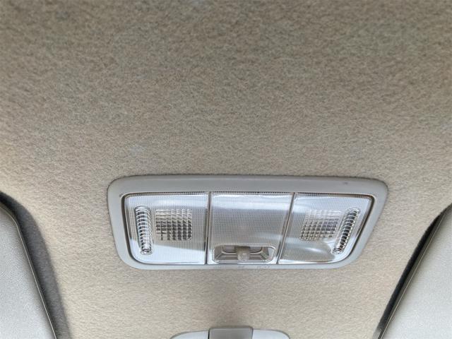 タント カスタムＸ　４ＷＤ　キーレスエントリー　ＨＩＤランプ　運転席・助手席エアバッグ　ＡＢＳ　ＣＤ　ＭＤ　エアコン　パワーステアリング　パワーウインドウ（39枚目）