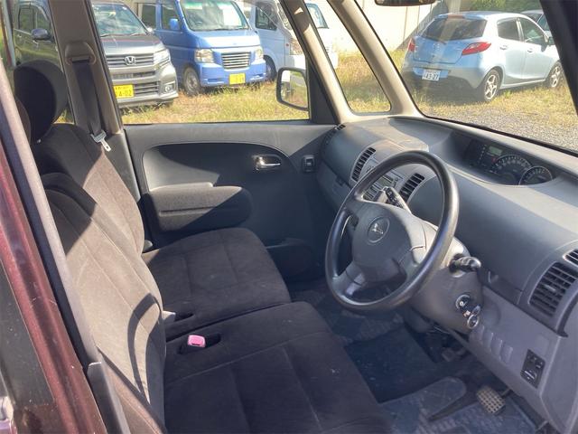 タント カスタムＸ　４ＷＤ　キーレスエントリー　ＨＩＤランプ　運転席・助手席エアバッグ　ＡＢＳ　ＣＤ　ＭＤ　エアコン　パワーステアリング　パワーウインドウ（40枚目）