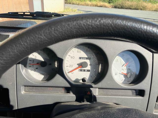 ジムニー ランドベンチャー　４ＷＤ　ＭＴ　ＵＳＢ　リフトアップ　アルミホイール　エアコン　運転席エアバッグ　社外高級アルミホイール　タイベル交換済（32枚目）