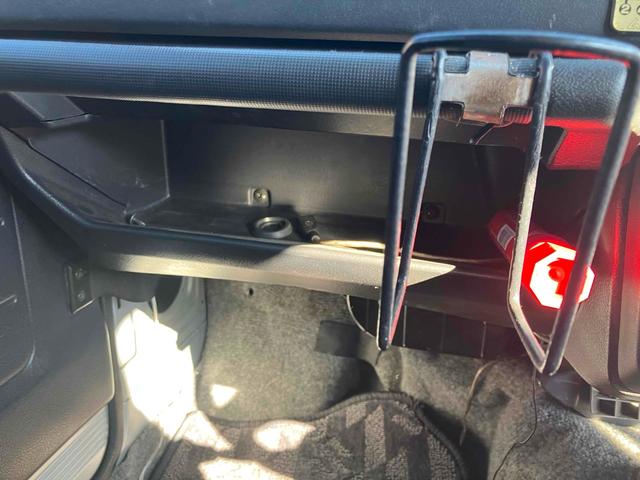 ジムニー ランドベンチャー　４ＷＤ　ＭＴ　ＵＳＢ　リフトアップ　アルミホイール　エアコン　運転席エアバッグ　社外高級アルミホイール　タイベル交換済（37枚目）