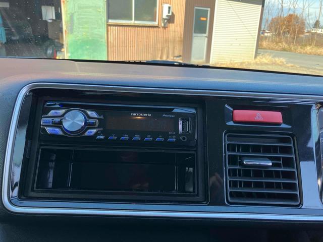 ライフ ディーバ　４ＷＤ　ＥＴＣ　ＨＩＤ　スマートキー　電動格納ミラー　ベンチシート　ＡＴ　盗難防止システム　ＡＢＳ　ＣＤ　アルミホイール　衝突安全ボディ　エアコン　　タイベル交換済み（4枚目）