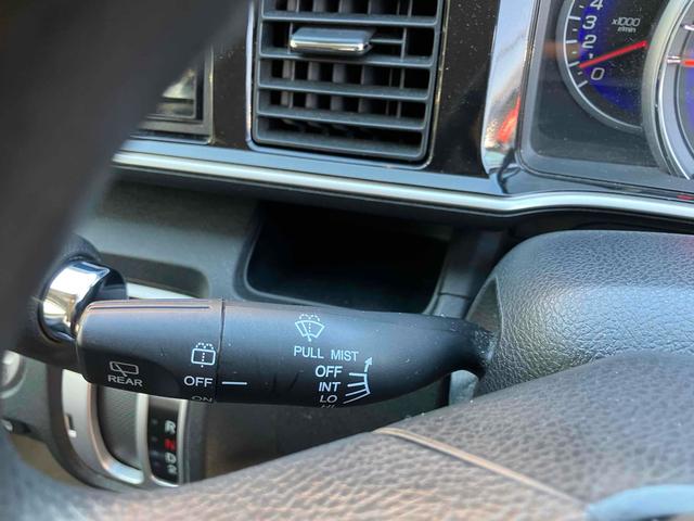 ライフ ディーバ　４ＷＤ　ＥＴＣ　ＨＩＤ　スマートキー　電動格納ミラー　ベンチシート　ＡＴ　盗難防止システム　ＡＢＳ　ＣＤ　アルミホイール　衝突安全ボディ　エアコン　　タイベル交換済み（8枚目）