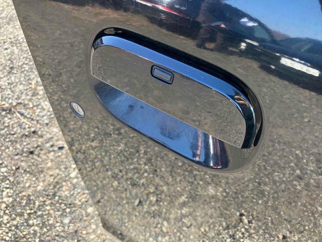 ライフ ディーバ　４ＷＤ　ＥＴＣ　ＨＩＤ　スマートキー　電動格納ミラー　ベンチシート　ＡＴ　盗難防止システム　ＡＢＳ　ＣＤ　アルミホイール　衝突安全ボディ　エアコン　　タイベル交換済み（39枚目）